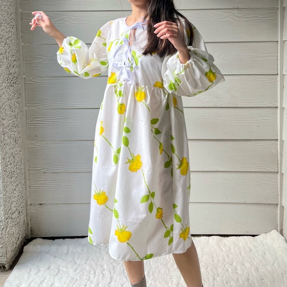 Christian Dior | Handmade Vintage Christian Dior Yellow Roses Dress SKU 07066 - Picture 8 of 15